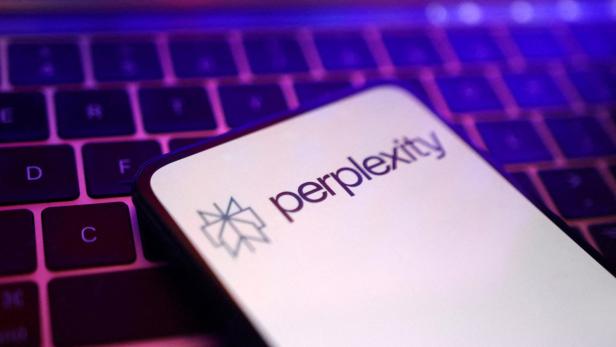 FILE PHOTO: Illustration shows Perplexity logo FILE PHOTO: Illustration shows Perplexity logo