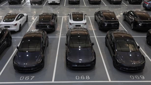 Tesla delivers revised Model Y cars in Beijing, China