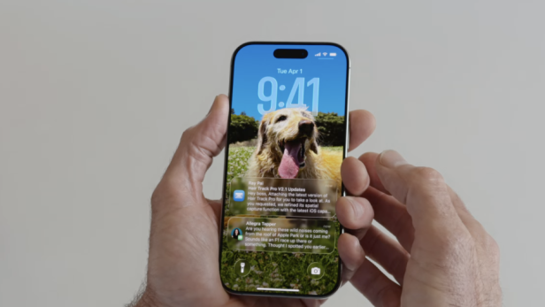 Das neue Liquid Glass Design von iOS. Das neue Liquid Glass Design von iOS.