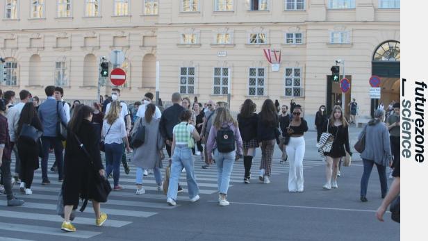 An Ampeln wie dieser beim Wiener Museumsquartier müssen Fußgängerinnen und Fußgänger weit länger warten als Autos. An Ampeln wie dieser beim Wiener Museumsquartier müssen Fußgängerinnen und Fußgänger weit länger warten als Autos.