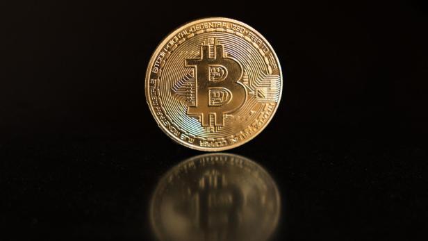 Bitcoin fällt vorübergehend unter 100.000 Dollar Bitcoin fällt vorübergehend unter 100.000 Dollar