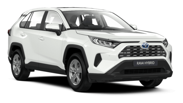 Ein weißer Toyota RAV4 Hybrid steht vor einem grünen Hintergrund.