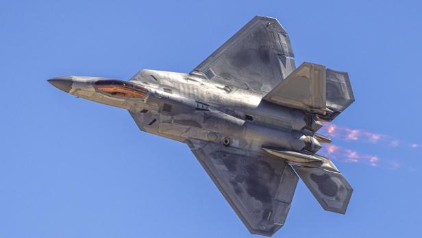 F-22 F-22