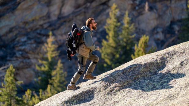 Das Exoskelett ist für passionierte Wanderer mit Knieproblemen gedacht.
