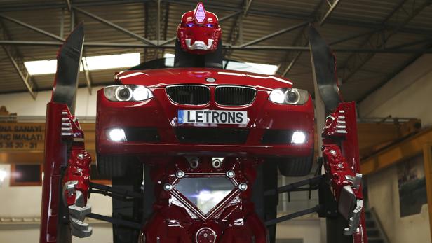 Die türkische Version eines Transformers: Aus einem BMW wird ein &quot;Letron&quot;