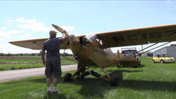 Wie fliegt sich ein Flugzeug mit einem Einfach-Propeller?