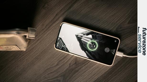 Deswegen lädt dein Handy-Akku so langsam.