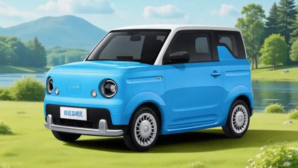 Werbebild des blau-weißen e-Autos Livan Smurf vor Fake-Natur-Hintergrund.