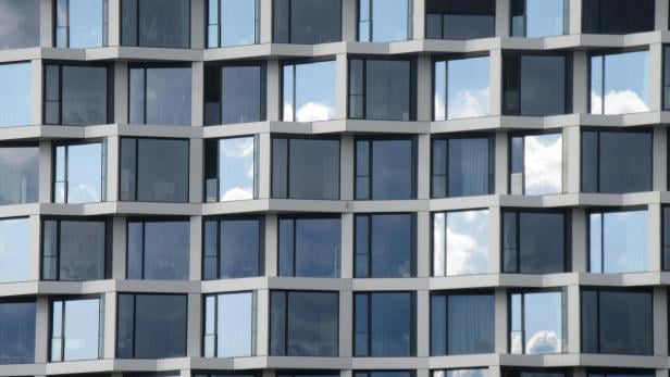 Solche Fensterfronten sollen zu Kraftwerken werden.