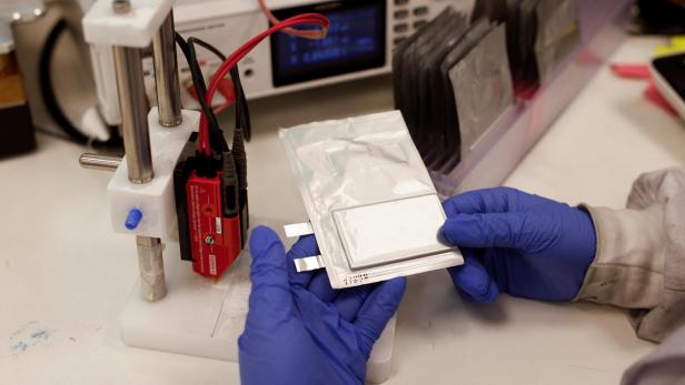 Symbolbild: Eine Batteriezelle.