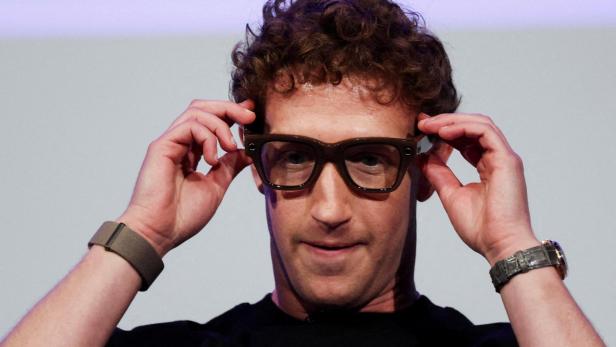 Mark Zuckerberg trägt die neue Meta Ray-Ban Display.