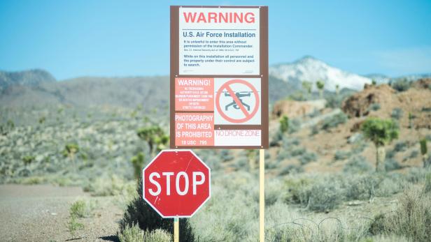 Warnhinweis bei der Area 51