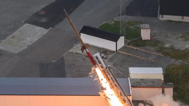 Start der Atheat-Rakete