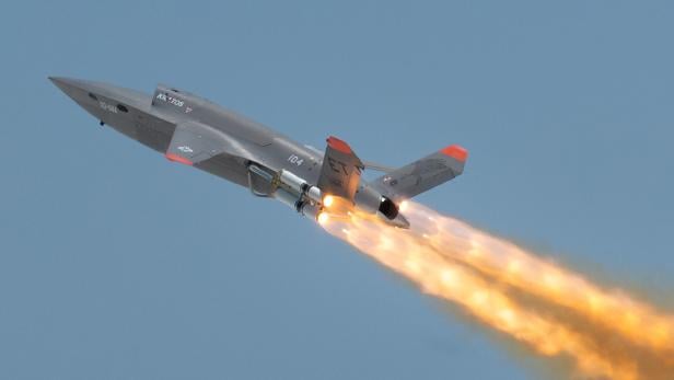 XQ-58A Valkyrie beim Start