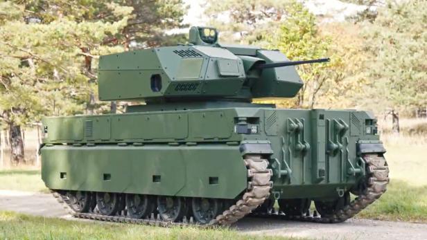 Der Roboter-Panzer MV-8 Komodo mit dem Turm Mangart 25 AD