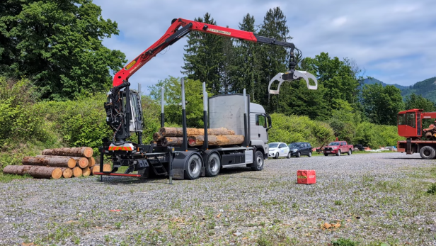 Der automatisierte Kran im Einsatz 