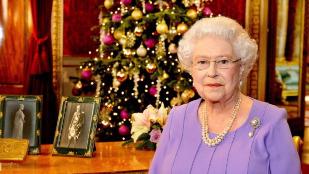Falsche Queen unterhält als "Elizabeth Windsor" auf Twitter