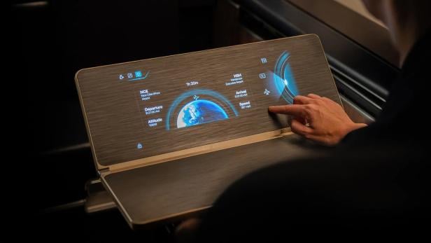 Lufthansa integriert Touchscreen in den Klapptisch