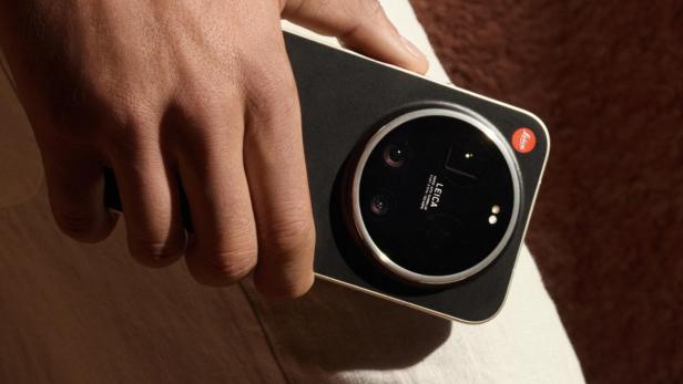 Leica Leitzphone powered by Xiaomi