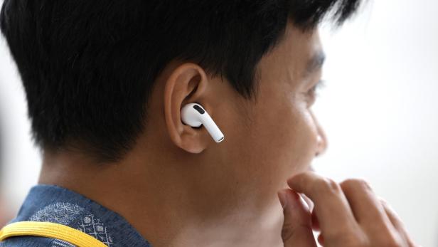 Apple event in California to present new products