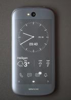 yotaphone-2-gruber-5.jpg