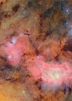 Trifid-Nebel (rechts oben) und des Lagunennebel