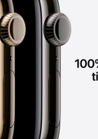 Nahaufnahme von drei Apple Watches aus 100 % recyceltem Titan.