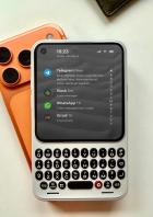 Clicks Communicator