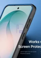 Das Rendering zeigt das Samsung Galaxy S26 FE mit flachen Seiten, seitlichen Tasten und mittig platzierter Frontkamera.