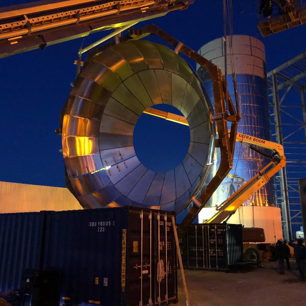 Riesige Mars Raketen Spacex Zeigt Erste Bilder Futurezone At