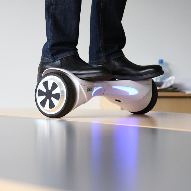 IWALKER urban Hoverboard im futurezone-Test