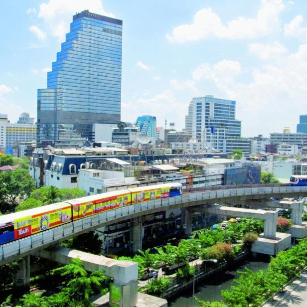 Siemens hat in Bangkok ein ganzes öffentliches Schienenverkehrssystem errichtet