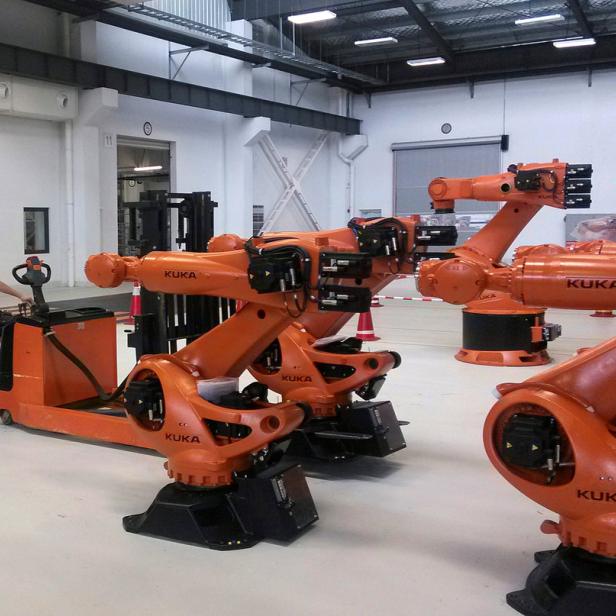 Kuka-Roboter sollen die Industrie 4.0 beflügeln, könnten aber bald in chinesischer Hand sein