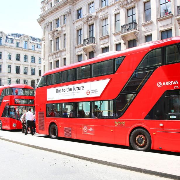 In London kann man seit Sonntag in den Bussen nur noch ohne Bargeld zahlen.