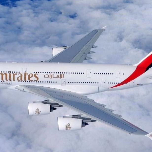 Neben dem A380 (Bild) hätte der A350 die Emirates-Flotte ergänzen sollen. Doch daraus wird nichts.