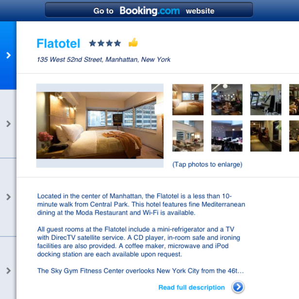 Ein Zimmer im Flatotel in Manhattan, New York, mit einem Bett und Blick auf die Stadt.