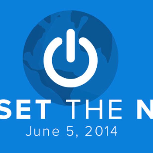 Das „Reset the Net“-Logo mit einem Power-Symbol vor einer Weltkugel, datiert auf den 5. Juni 2014.