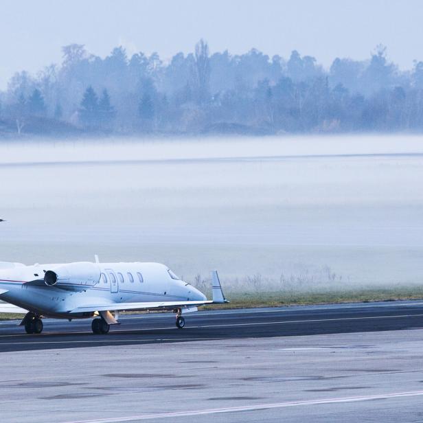 Luftfahrttag 2016: Der Grazer Flughafen mit Bodennebel