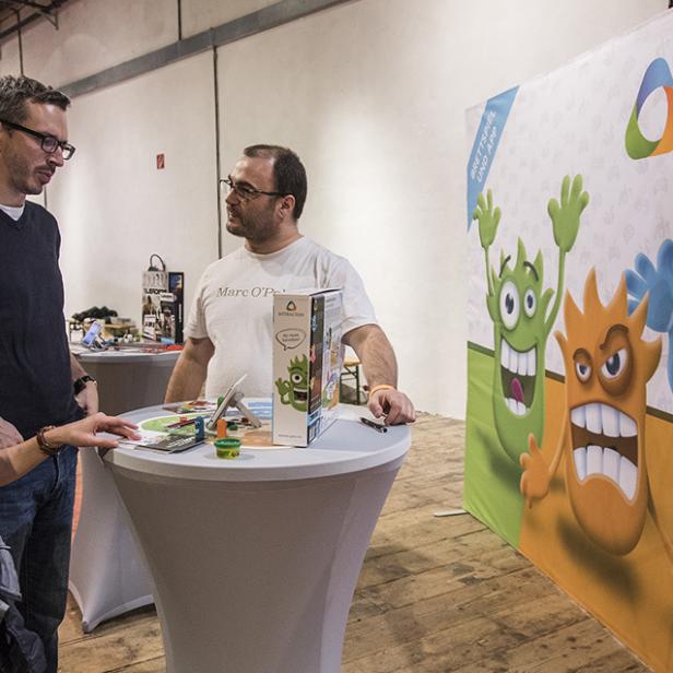 Stand des Spiele-Start-ups Rudy Games beim Fette Fische Bazar in Wien