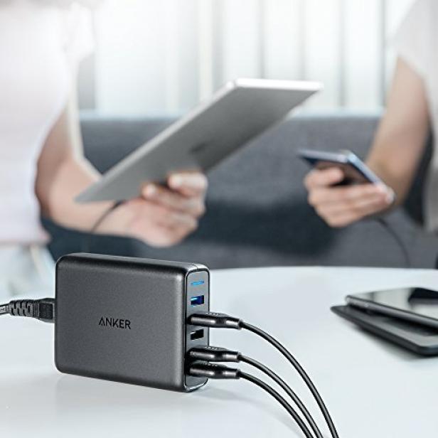 Das kompakteste 5-Port-USB-Wandladegerät aus dem Hause Anker ist das PowerPort Speed 5.