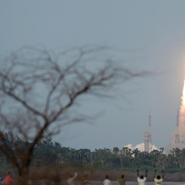 Die GSLV-Mark III-Rakete hob am Sonntag vom Weltraumbahnhof Sriharikota ab.