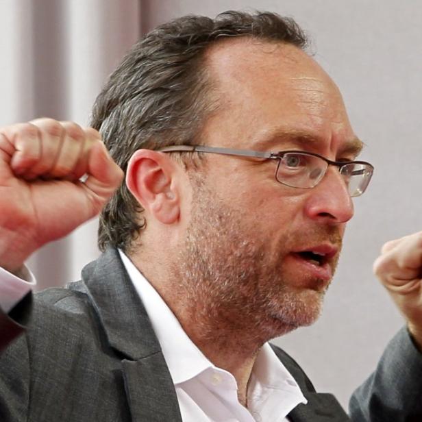 Jimmy Wales will eine Milliarde Dollar aus den Mobilfunkeinnahmen seines neuen Arbeitgebers spenden.