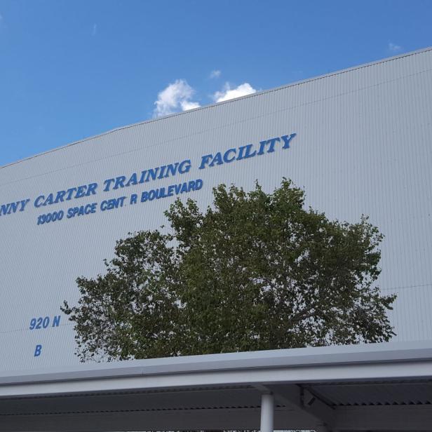 Das Sonny Carter Training Facility Gebäude der NASA in Houston, Texas.