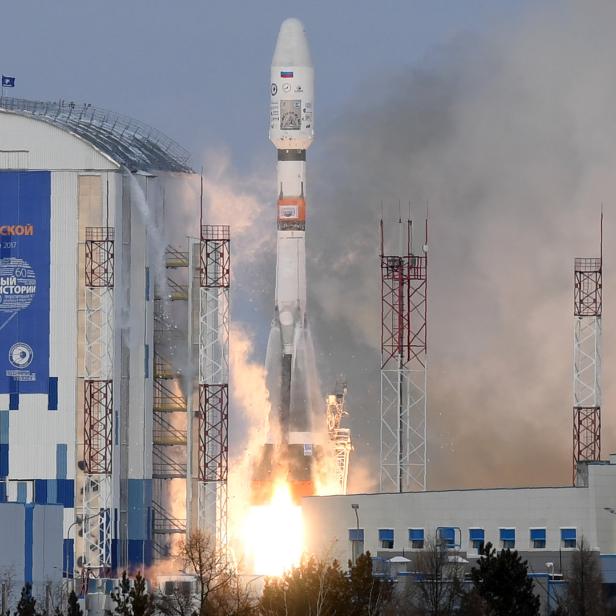 Eine russische Sojus-Rakete startet vom Kosmodrom Wostotschny.