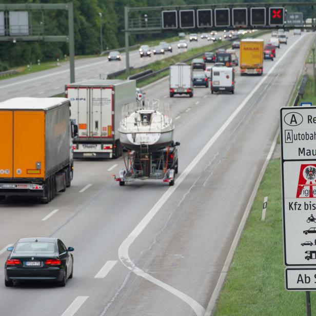 Mit der Digitalen Vignette zahlt man Autobahn-Maut ohne alljährliches Kratzen und Kleben