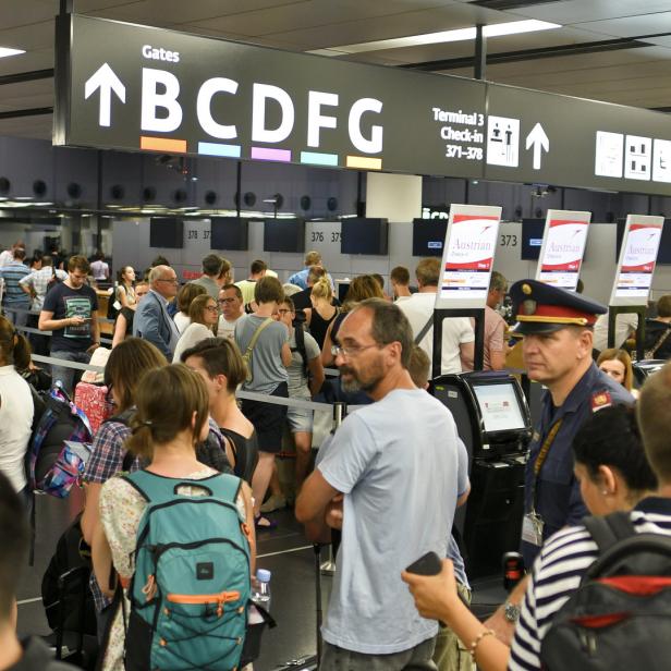 Am Flughafen Wien-Schwechat sind seit heute 25 E-Gates mit Gesichtserkennung in Betrieb