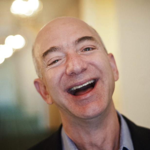 Jeff Bezos hat nicht so gelebt, wie in der Biografie dargestellt, meint seine Ehefrau