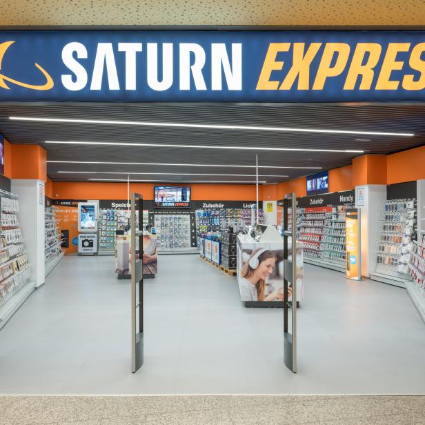 Der Saturn Express in Innsbruck ist der erste kassalose Elektronikmarkt in Europa