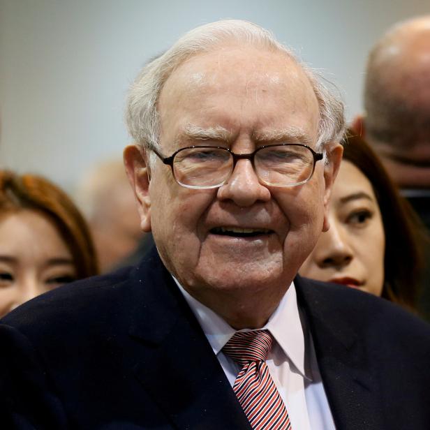 FILE PHOTO: Berkshire Hathaway CEO Warren Buffett visits the BNSF booth before the Berkshire Hathaway annual meeting in Omaha