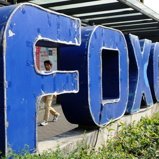 FILES-CHINA-TAIWAN-ELECTRONICS-FOXCONN-IPO